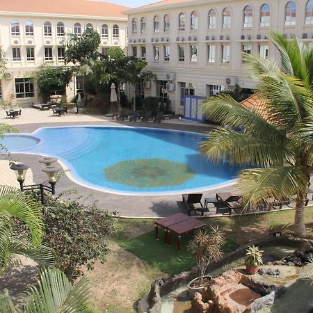 Hotel Victoria Garden Camama エクステリア 写真