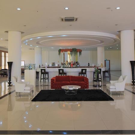Hotel Victoria Garden Camama エクステリア 写真
